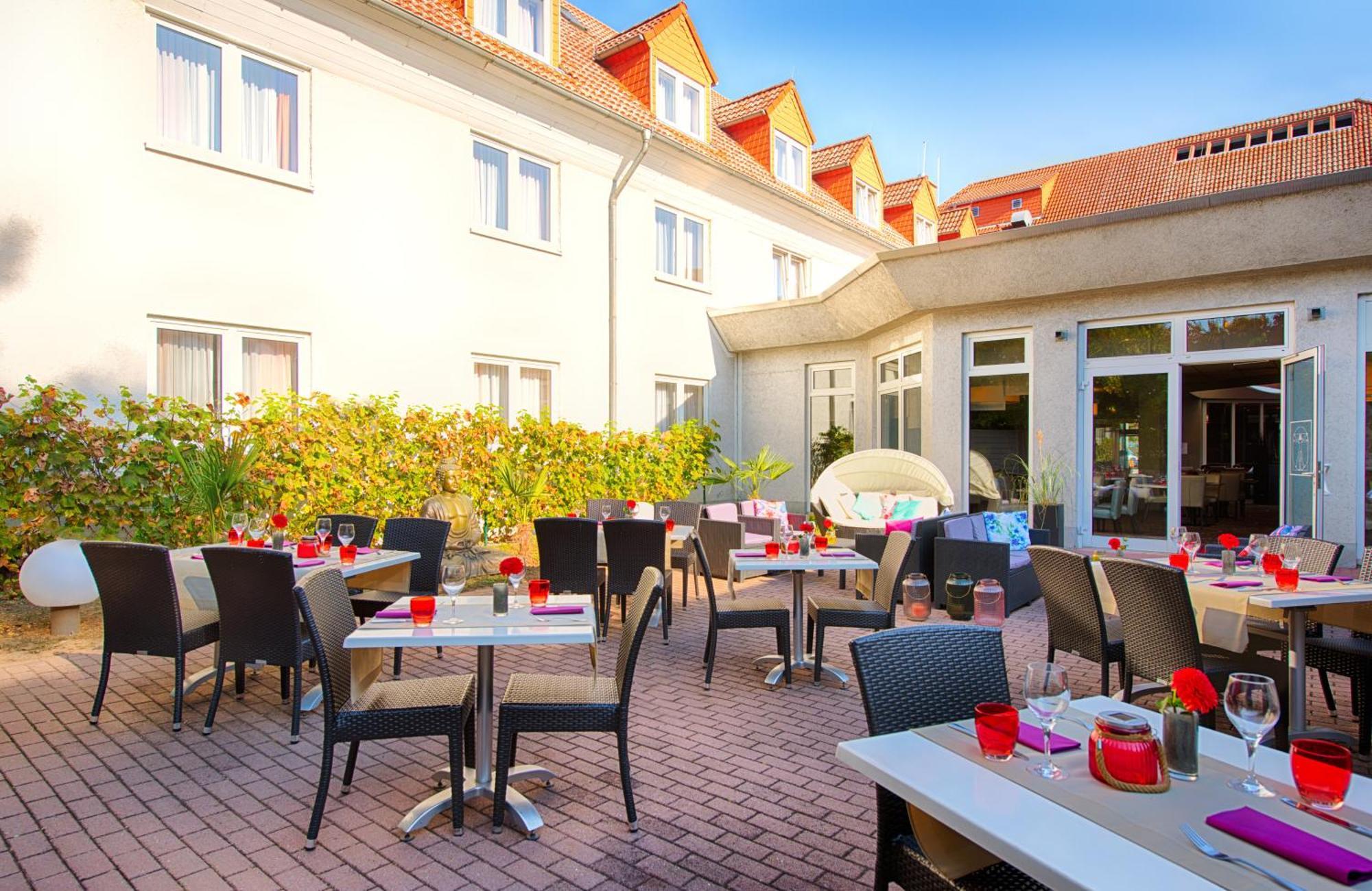 Leonardo Hotel Mannheim-Ladenburg Exterior foto
