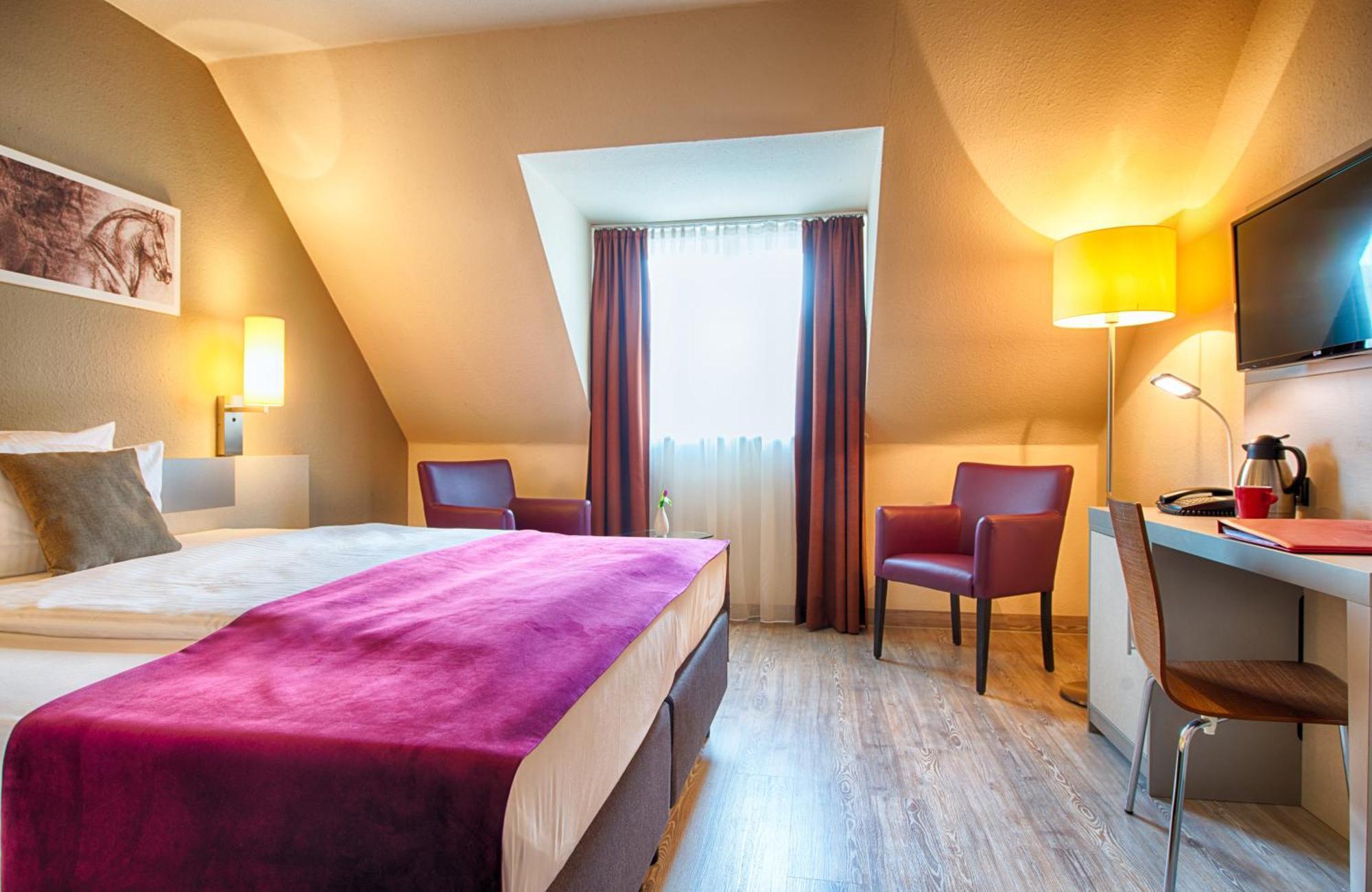 Leonardo Hotel Mannheim-Ladenburg Exterior foto